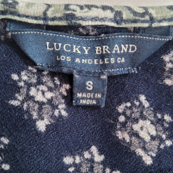 Lucky Brand Blue Floral Mixed Print Crew Neck Blouse Size Small - Picture 7 of 9
